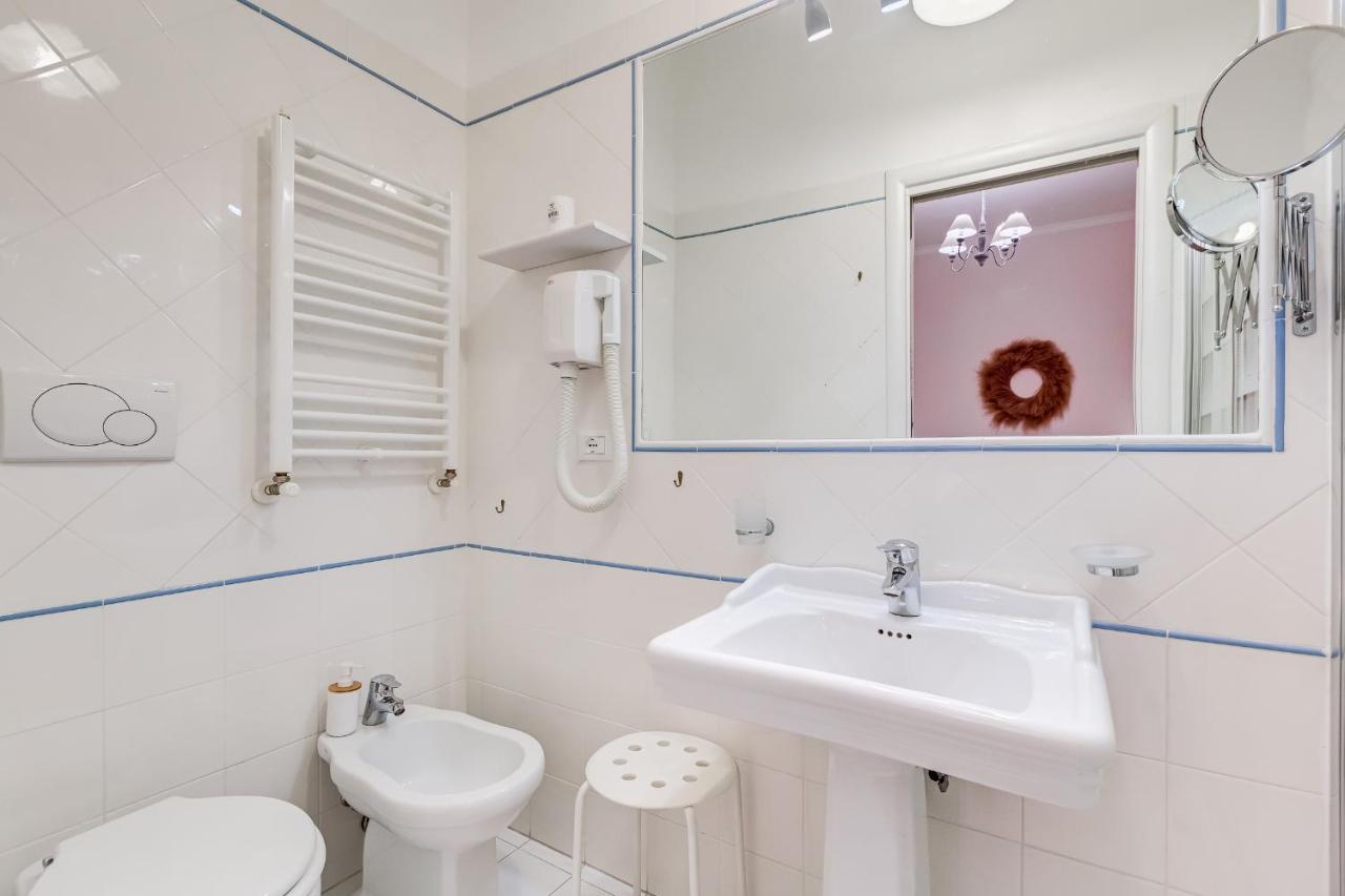 Trevi Fountain Modern Apartment Roma Eksteriør bilde