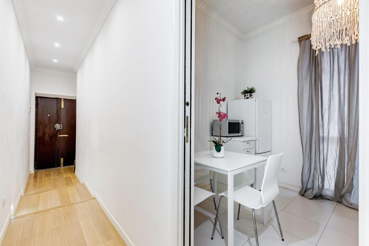 Trevi Fountain Modern Apartment Roma Eksteriør bilde
