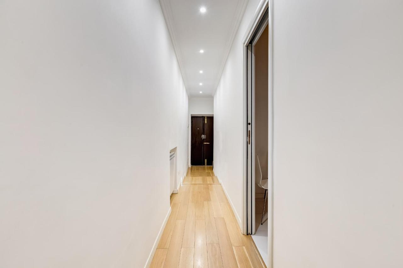 Trevi Fountain Modern Apartment Roma Eksteriør bilde